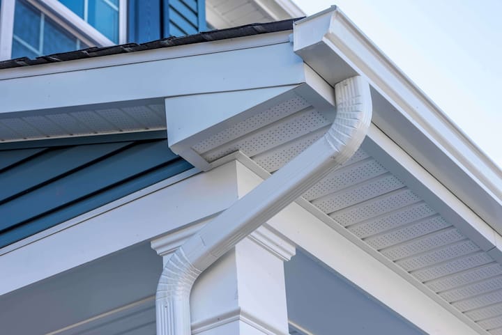 Cheap and durable vinyl gutters installation in Knoxville